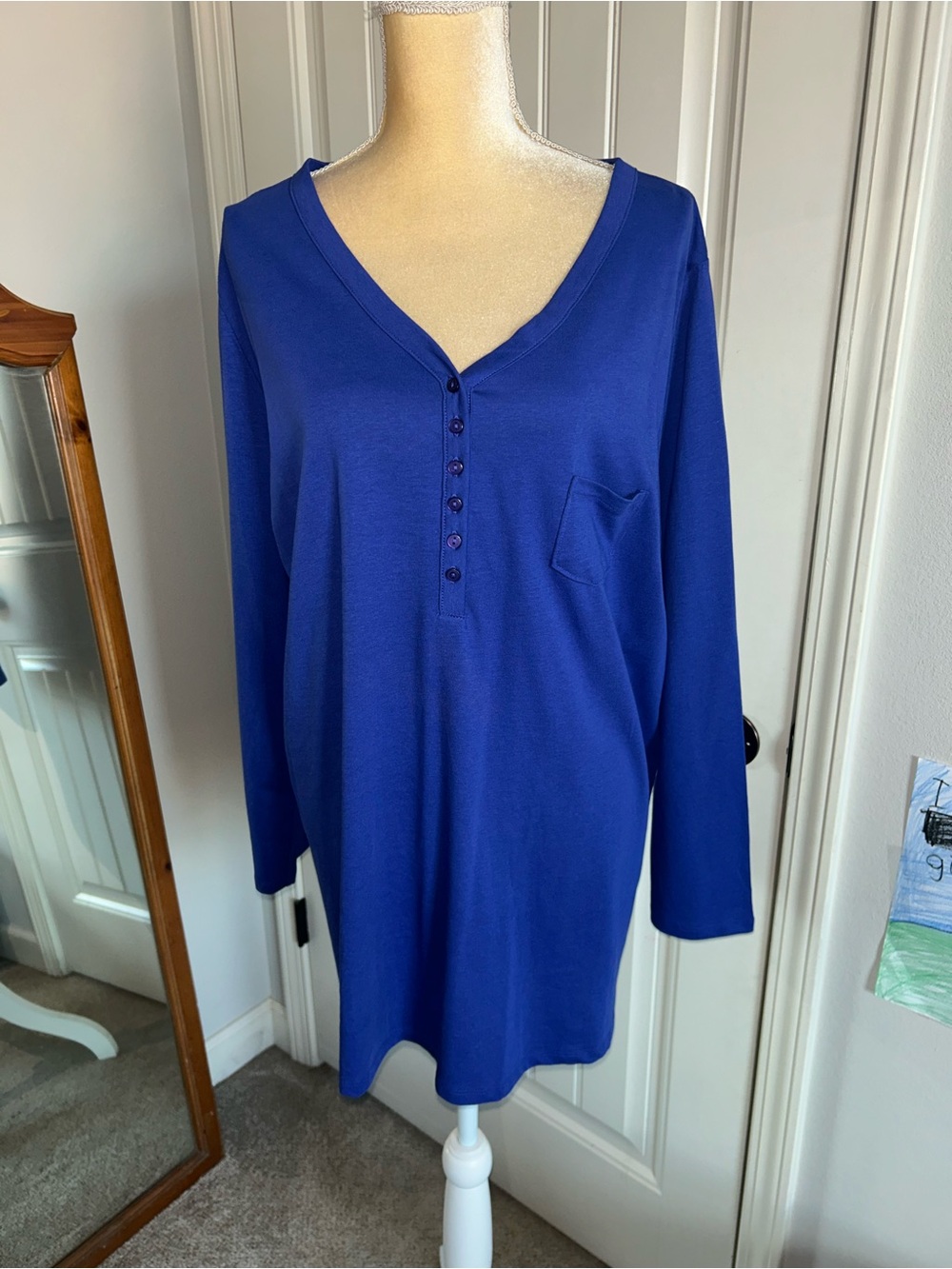 NEW Roaman’s Royal Blue V-Neck Long Sleeve Henley Top Sz 22/24